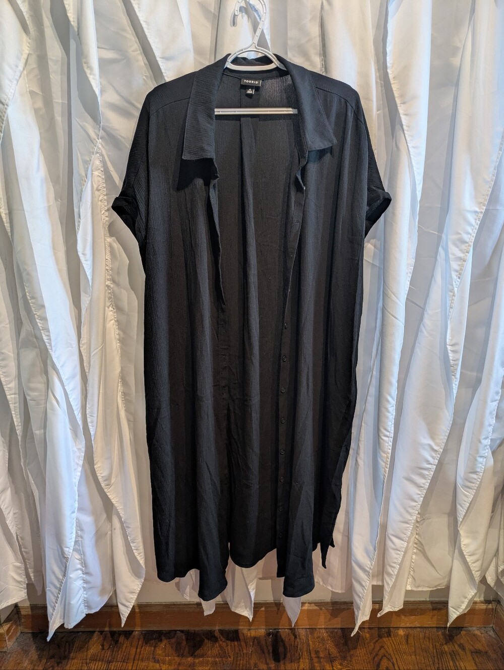 D3 Torrid Black Rayon Crinkle Gauze Long Button Up Shirt Dress Duster Kimono 4X